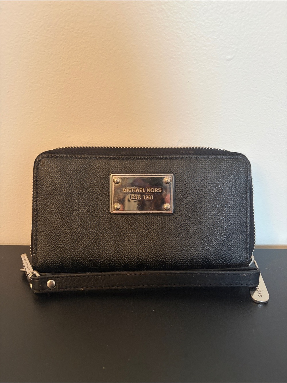 Michael Kors Black Signature MK Zip Around Wristlet Wallet